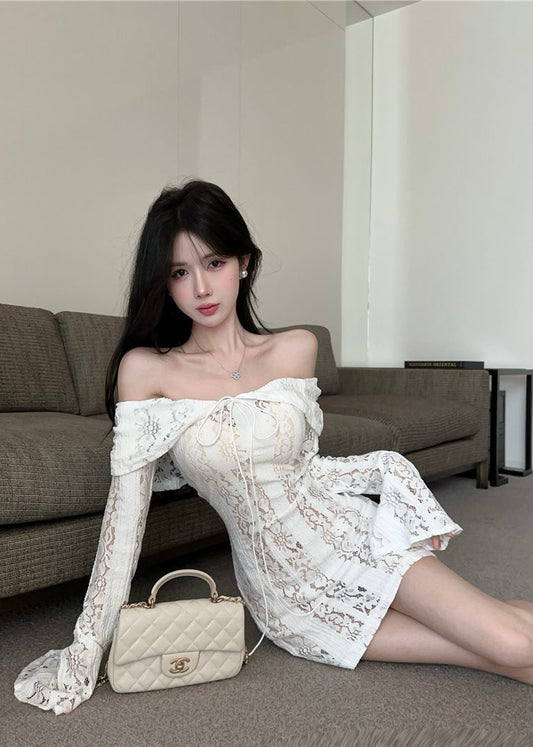 Ivory Lace Mini